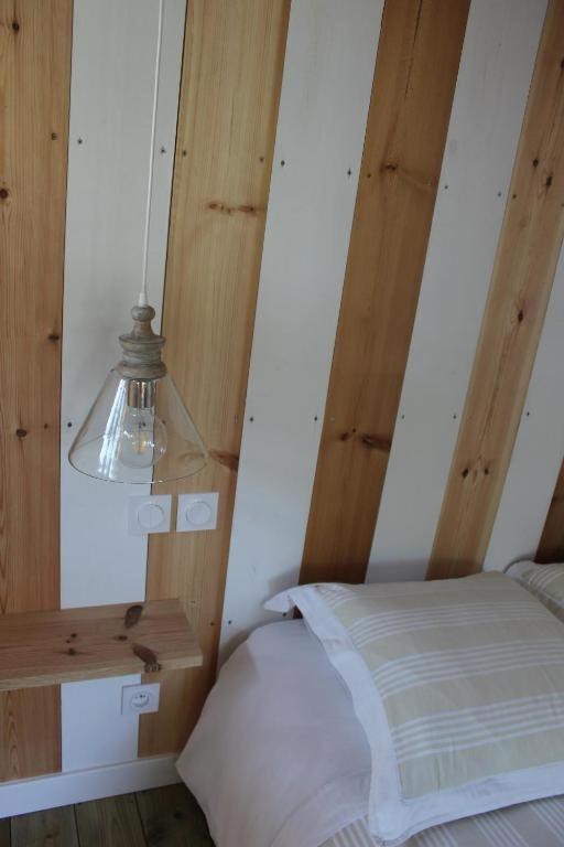 La Maison Du Las Saint-Jean-d'Illac Zimmer foto